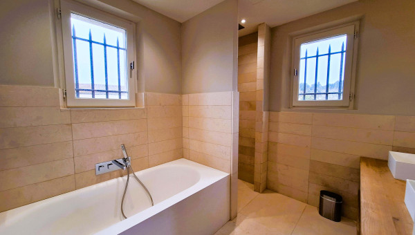 T4 House - 140m² - Saint-Rémy-de-Provence — 6-room, 140 sqm, 4 bedrooms — photo 11