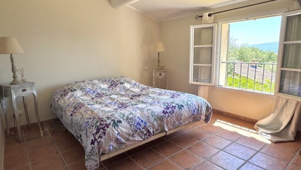 Villa T4 - 225m² - Cabrières-d’Avignon — 6 pièces, 225 m², 4 chambres — photo 20