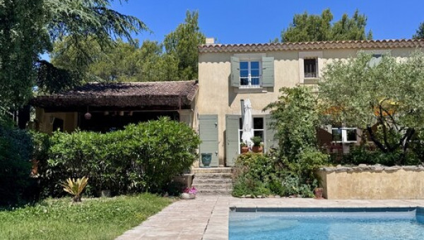 Villa T4 - 225m² - Cabrières-d’Avignon — 6 pièces, 225 m², 4 chambres — photo 8